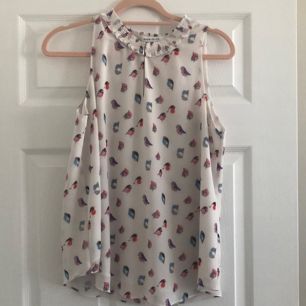 Bird print blouse with keyhole closure
